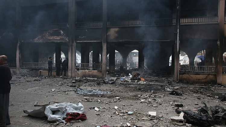 Israeli airstrikes kill 10 in school housing displaced families