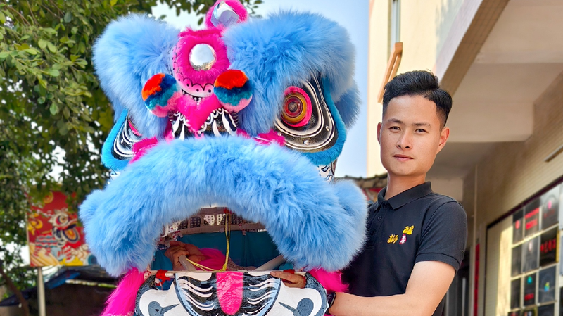 Li Zujie: Lighting up the lion dance tradition