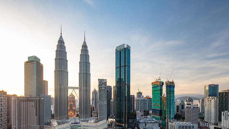 Live_Xi_Jinpings_arrival_in_Malaysia_for_state_visit_poster - My Global News: Young Voices Live: Xi Jinping's arrival in Malaysia for state visit video poster