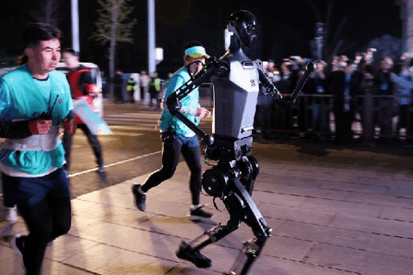 Robots to Run! World’s First Robot Half-Marathon in Beijing! New rules defined for world's 1st humanoid robot half-marathon