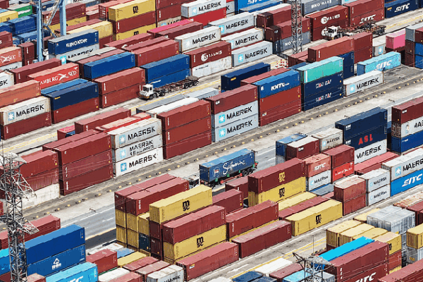 How China is Dealing with Tariffs: Growing Trade and Boosting Shopping! π Stabilizing foreign trade and growing domestic demand against tariffs