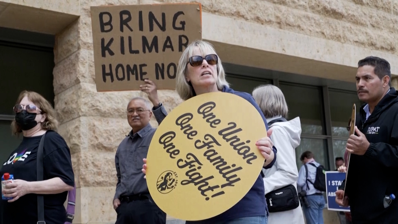 Supreme_Court_says_US_must_help_bring_back_wrongfully_deported_man_poster - My Global News: Young Voices Supreme Court says U.S. must help bring back wrongfully deported man video poster