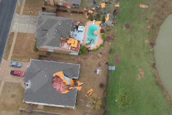 Wild Tornadoes and Heavy Rains Hit Central and Southern U.S.! 🌪️☔ Tornadoes, heavy rains rip across central, southern U.S.