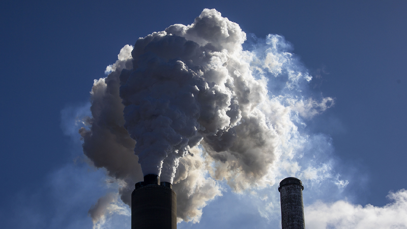 Trump signs executive orders to revive U.S. coal industry