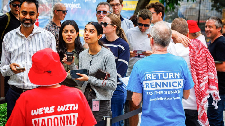 Australian_PM_opposition_leader_make_final_pitch_to_voters - My Global News: Young Voices Australian PM, opposition leader make final pitch to voters