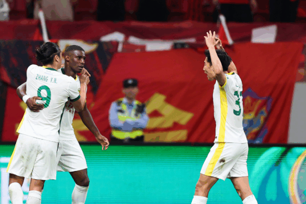 Beijing Guoan Wins 2-1 Thriller Against Shanghai Port! 🎉⚽ Beijing Guoan overcome Shanghai Port to remain undefeated in CSL