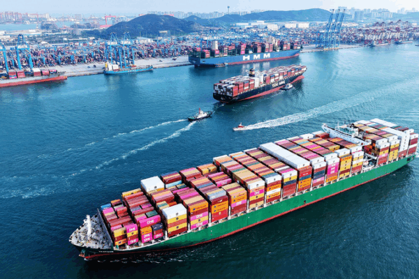 China’s Trade Stays Strong Despite Global Challenges ππ’ CCPIT: China's foreign trade holds firm despite global headwinds
