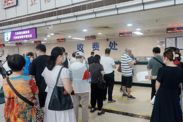 China Makes Medical Payments Easier for Everyone! 🏥💰 China enhances medical services with cross-regional payment reforms