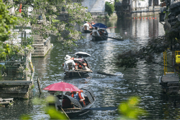China’s Big Holiday Boom: Millions Travel During Labor Day! China sees surge in travel and cultural tourism during Labor Day