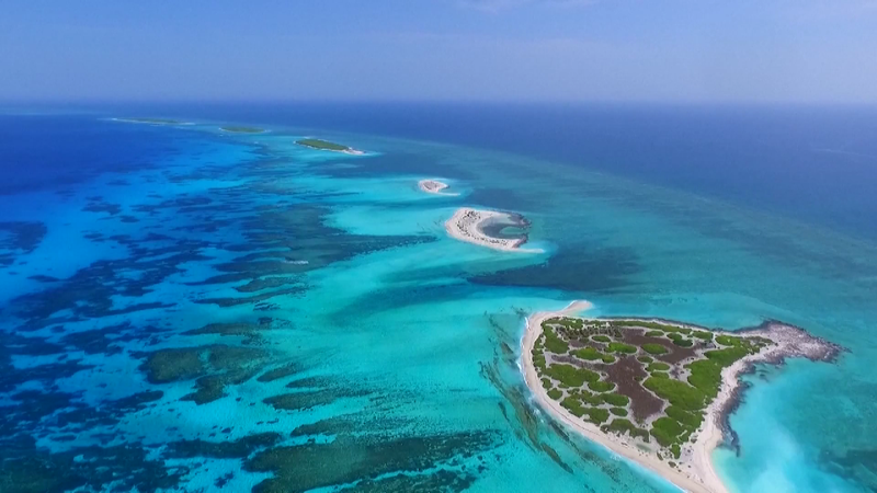 China slams Philippines' infringement on South China Sea reefs