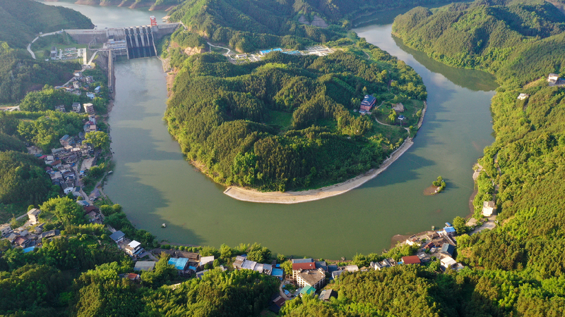 China’s Big Plan to Make Rivers and Lakes Beautiful Again! ππ China unveils action plan to protect rivers, lakes