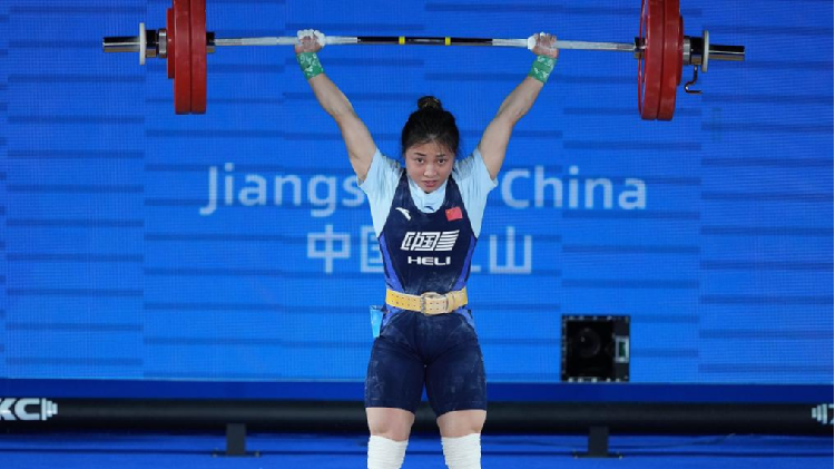 China's Zhang Haiqin shines at Asian Weightlifting Championships