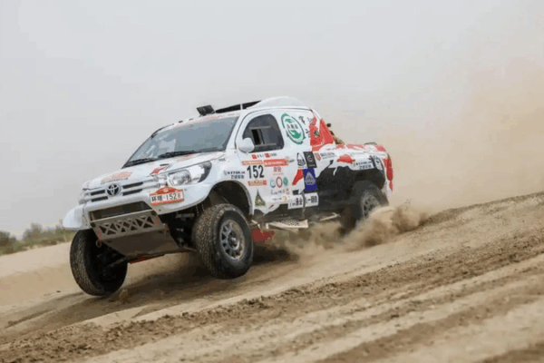 Dusty Adventures at the Taklimakan Rally’s Stage 4 ๐๐๏ธ Competitors battle dust clouds at Stage 4 in Taklimakan Rally video poster