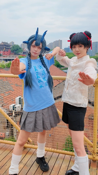 Cosplayers highlight China's animation boom at CPOPwave exhibition video poster