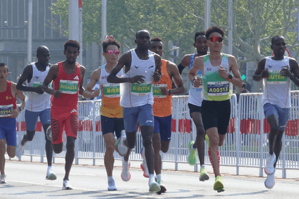Dalian Marathon 2025: 33,000 Runners Celebrate Sport and Culture Dalian Marathon 2025: A celebration of sport, culture and tourism