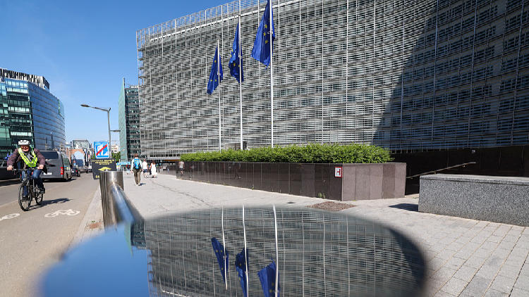EU Plans Faster Visas to Welcome U.S. Scientists! ๐๐ฌ EU aims to attract U.S. researchers with expedited visas
