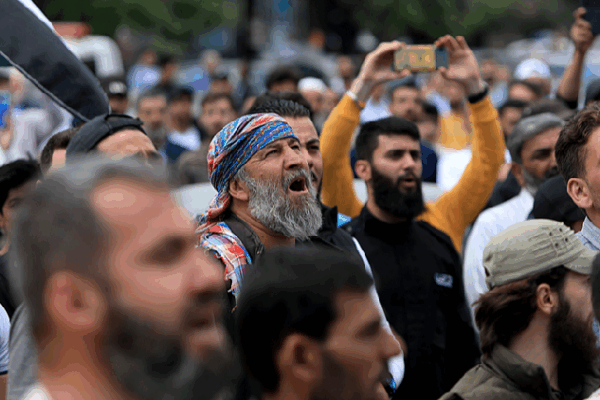 Israel’s Airstrikes in Syria Cause Global Concern Israel sends forces to southern Syria as airstrikes draw outrage