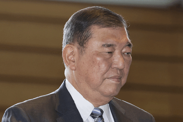 Japanese PM 'strongly disappointed' over U.S. auto parts tariff