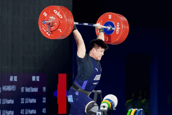 China’s Liu Huanhua Lifts Gold at Asian Weightlifting Championships ๐๏ธโโ๏ธ Liu claims two men's 102kg golds at Asian Weightlifting Championships