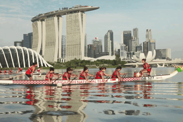 Singapore’s Dragon Boat Heroes: Paddling Toward World Championships! ππ£ββοΈ Paddles, pulse, and pride: The dragon boat soul of Singapore video poster
