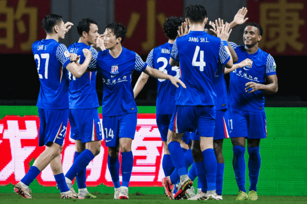Shanghai Shenhua Climbs to the Top After 3-1 Victory Over Meizhou Hakka ⚽️ Shenhua top CSL standings after 3-1 win over Meizhou Hakka