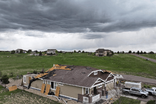 Wild Storms and Tornadoes Hit Central U.S. ⚡🌪️ Storms and tornadoes continue to ravage central U.S.
