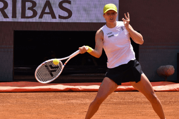 Iga Swiatek Bounces Back in Rome After Tough Madrid Final ๐พ Swiatek gets back on track in Rome after losing to Gauff in Madrid