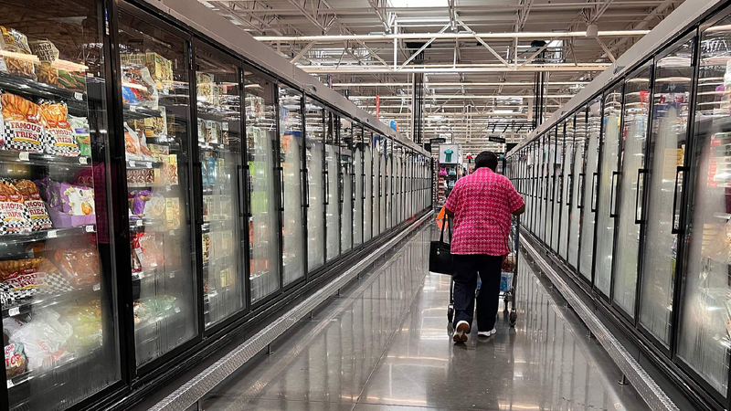 Tariffs Shake Up Big Stores like Target and Walmart ๐ Tariffs squeeze US retailers as economic pressures mount