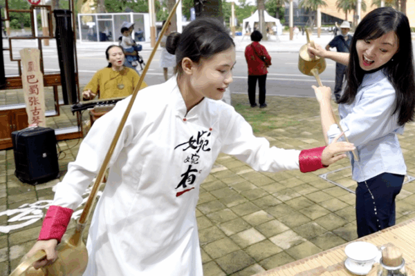 Tea Time: How China’s Ancient Tea Traditions Meet High-Tech Robots βπ€ Tradition and tech blend in China's evolving tea culture video poster