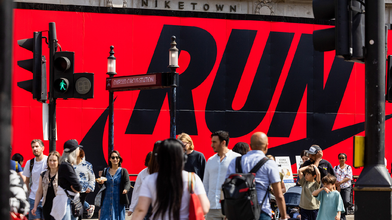 US retail, auto, tech giants warn of profit shocks amid tariff war