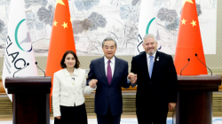 China and Latin America Team Up for a Huge Market! ππ€ Wang Yi urges China, LAC nations to join hands in building mega market