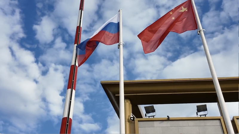 Xi Jinping warmly welcomed in Moscow on state visit video poster