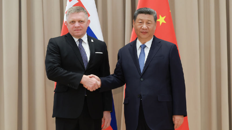 China and Slovakia’s Friendship Speeds Up After Leaders Meet in Moscow 🚀 Xi says China-Slovakia strategic partnership has entered 'fast lane'