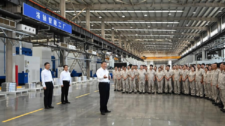 President Xi Visits Henan’s High-Tech Factories: Building China’s Future! π Xi's Henan trip: High-quality development via modern industrial system