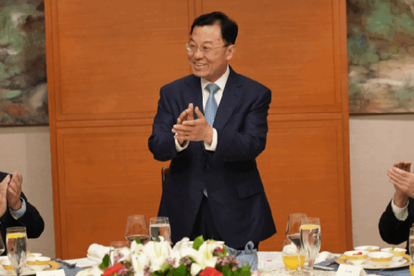 Ambassador Xie Feng Celebrates Dragon Boat Festival with Messages of Unity Ambassador Xie Feng's remarks at DC Dragon Boat Festival event