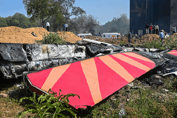 Air India Plane Crash: Investigators Find Both Black Boxes 📦📦 Both black boxes from crashed Air India plane recovered