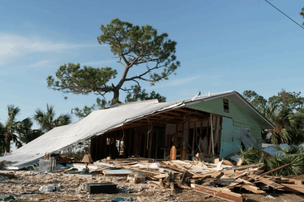 Budget Cuts May Weaken U.S. Hurricane Readiness 🌪️ Budget cuts spark fears over U.S. hurricane season video poster