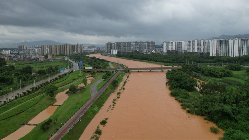 China issues red alert for mountain torrents in six provinces