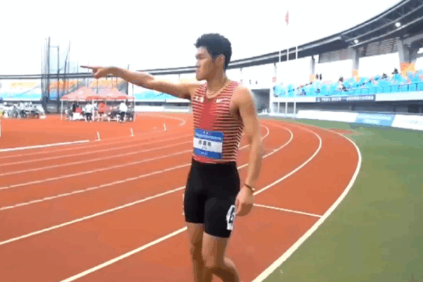 China’s Chen Yuanjiang Smashes Asian Junior 110m Hurdles Record China's Chen Yuanjiang breaks men's 110m hurdles Asian junior record