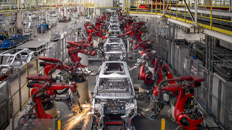 China's economy shows stable growth in May