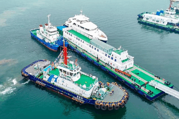 China’s Green Ships: How Big Boats are Helping Our Planet! π’πΏ China's green water transport drive fuels low-carbon development