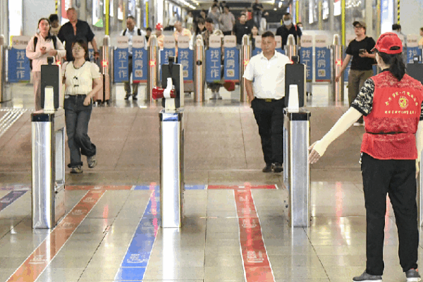 China’s Trains Reach New Heights: Millions On Board! π China's railway passenger traffic hits record high from Jan-May