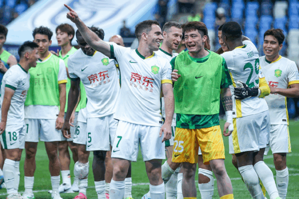 Exciting Upsets and Penalties: Teams Advance in Chinese FA Cup! ⚽️ Chinese FA Cup: Beijing Guoan among four teams advancing to last eight
