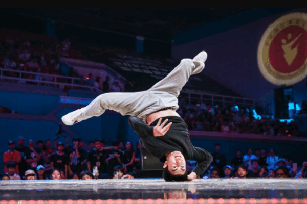 Chinese Breakdance Stars Shine in Youth Championships π Chinese dancers claim two titles at Asian Breaking Championship Youth