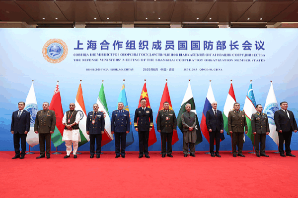Chinese Defense Minister Welcomes SCO Friends for a Big Meeting in Qingdao π Chinese defense minister meets with guests in Qingdao