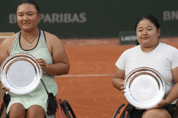 Chinese Wheelchair Tennis Duo Shine at French Open! ๐พ Chinese duo Li & Wang finish wheelchair runners-up at French Open