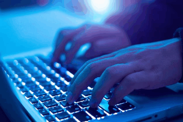 Chinese Mainland Police Seek 20 Suspects in Cyber Attacks by Taiwan Group Chinese mainland police pursue 20 Taiwan cyberattack suspects