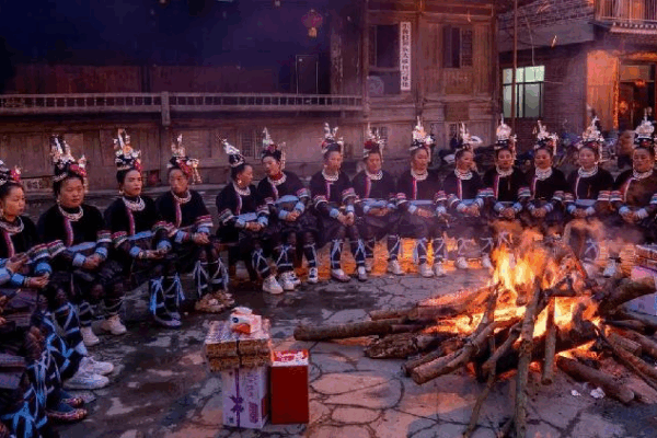 Mountain Melodies: Discover Falak and the Dong Grand Song 🎵 Echoes from the Mountains: Falak and the Dong Grand Song