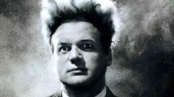 Dive into the Mysterious World of “Eraserhead” 🎬 Eraserhead
