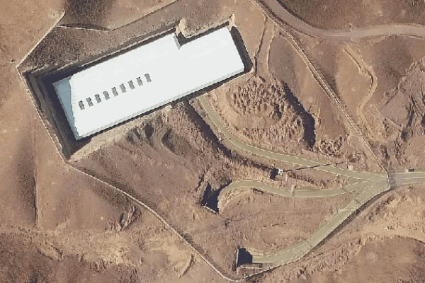 Experts Warn: Big Risks if U.S. Strikes Iran’s Nuclear Site π₯ Experts warn of high costs, escalation risks if U.S. strikes Iran